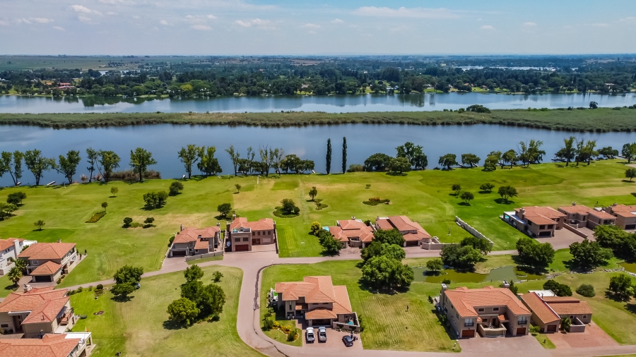 4 Bedroom Property for Sale in Club Milos Estate Free State